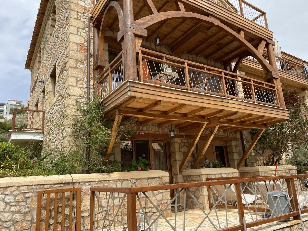 Two-Storey Mansion At The Sea Arkadiko Chorio Exterior photo